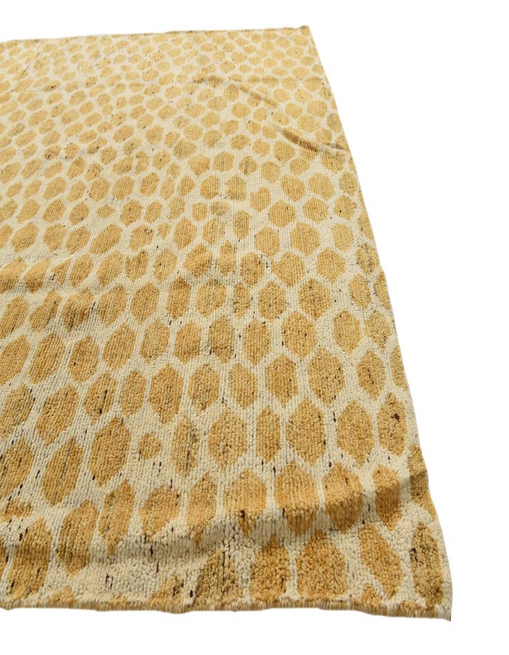 Detail image of  5' 10 x 9' 3  Hand Knotted Darya Wool Rug