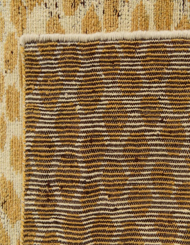 Detail image of  5' 10 x 9' 1  Hand Knotted Darya Wool Rug