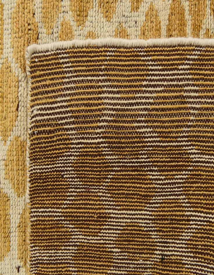 Detail image of  6' 1 x 9' 3  Hand Knotted Darya Wool Rug