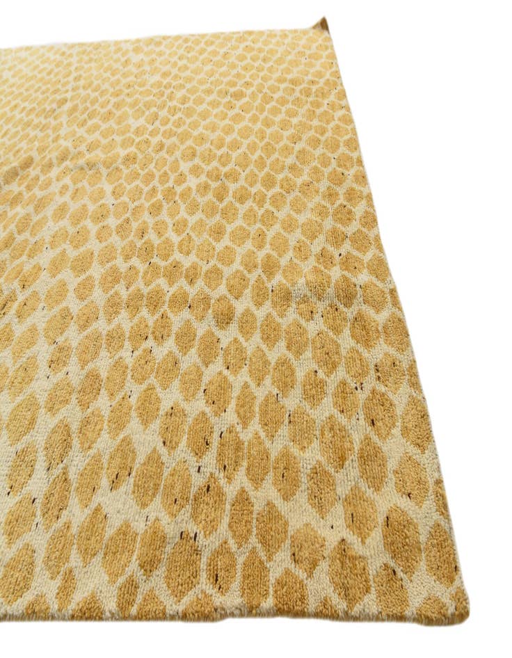 Detail image of  5' 10 x 8' 10  Hand Knotted Darya Wool Rug