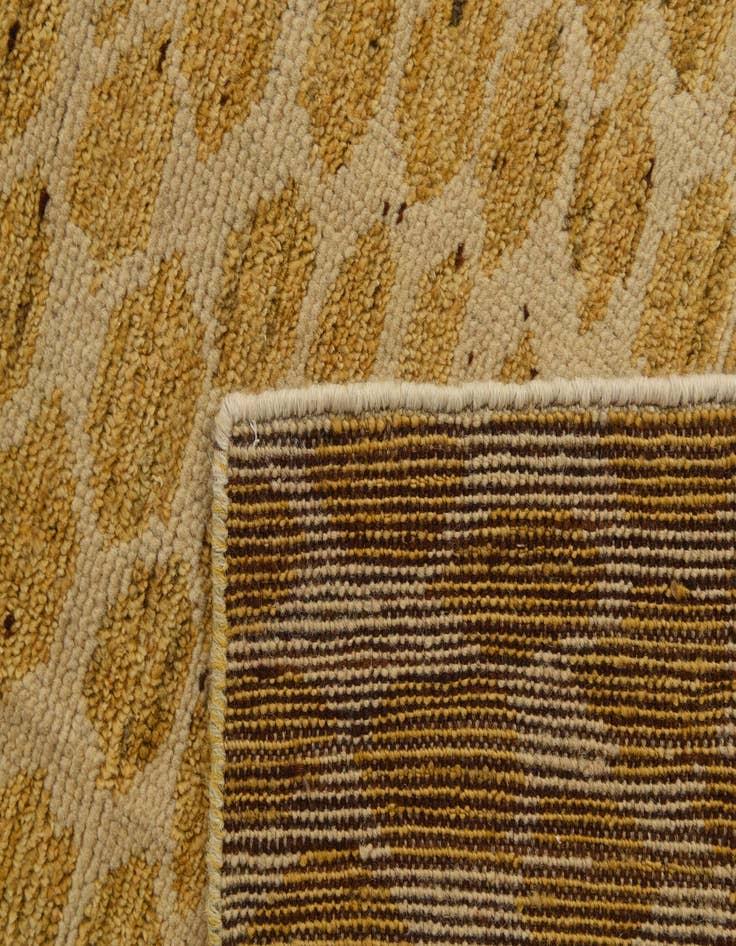 Detail image of  5' 6 x 9' 4  Hand Knotted Darya Wool Rug