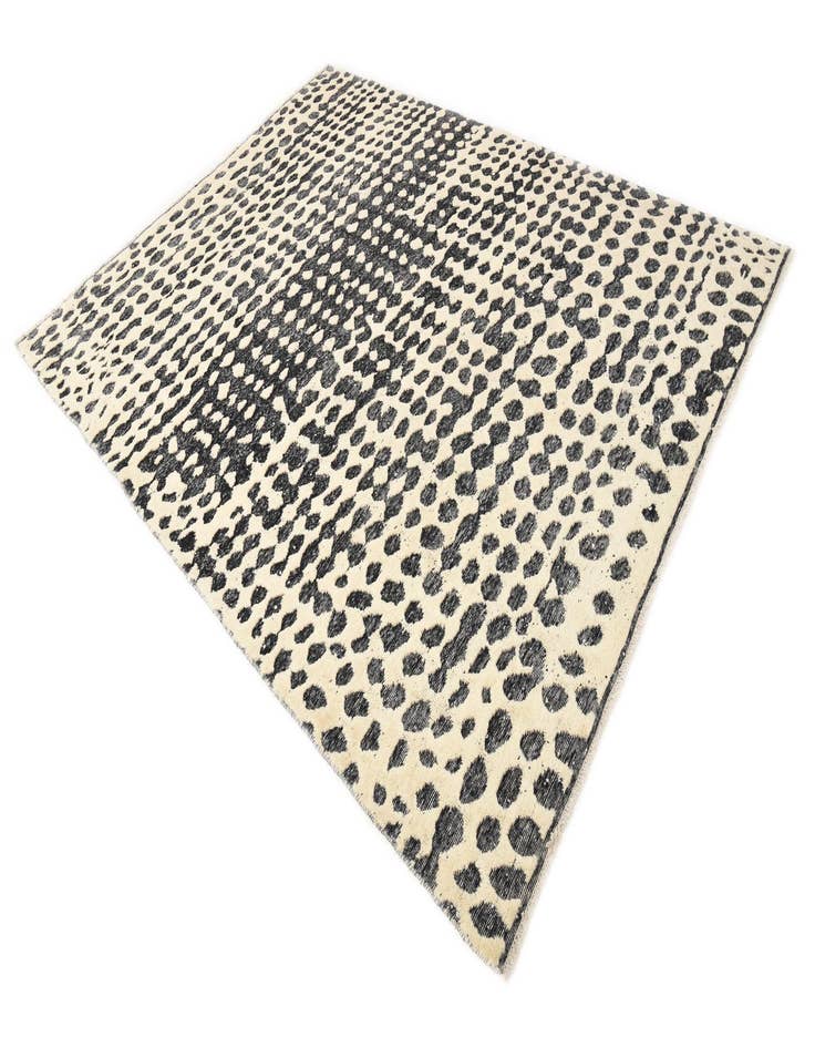 Detail image of  7' 10 x 10' 2  Hand Knotted Darya Wool Rug