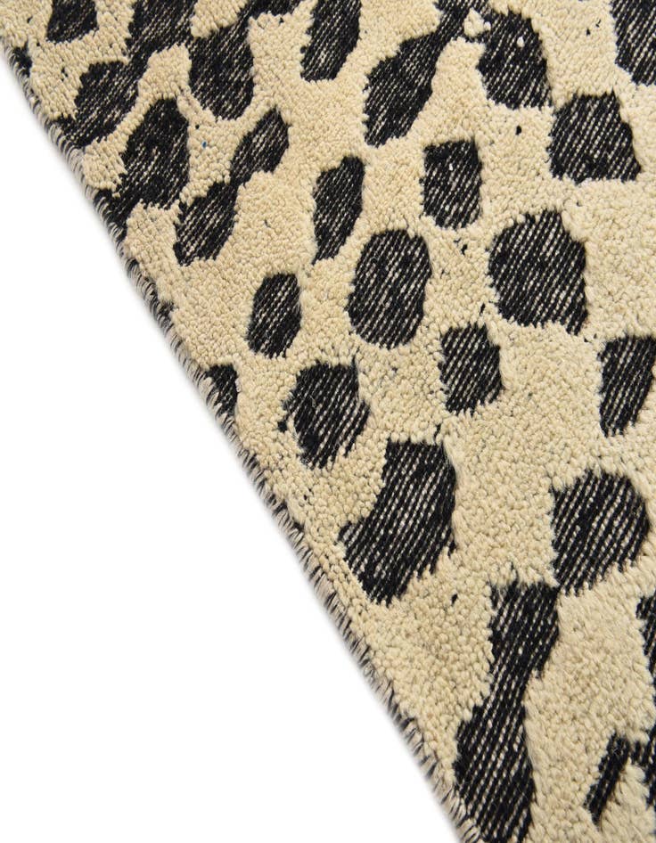 Detail image of  7' 10 x 10' 2  Hand Knotted Darya Wool Rug