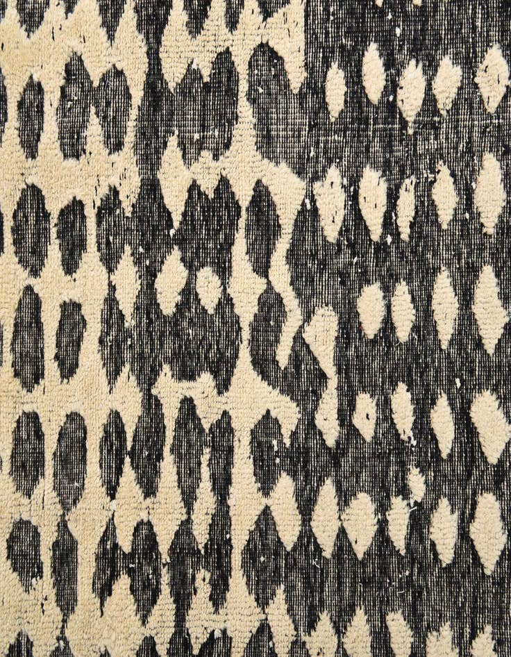 Detail image of  7' 10 x 10' 2  Hand Knotted Darya Wool Rug