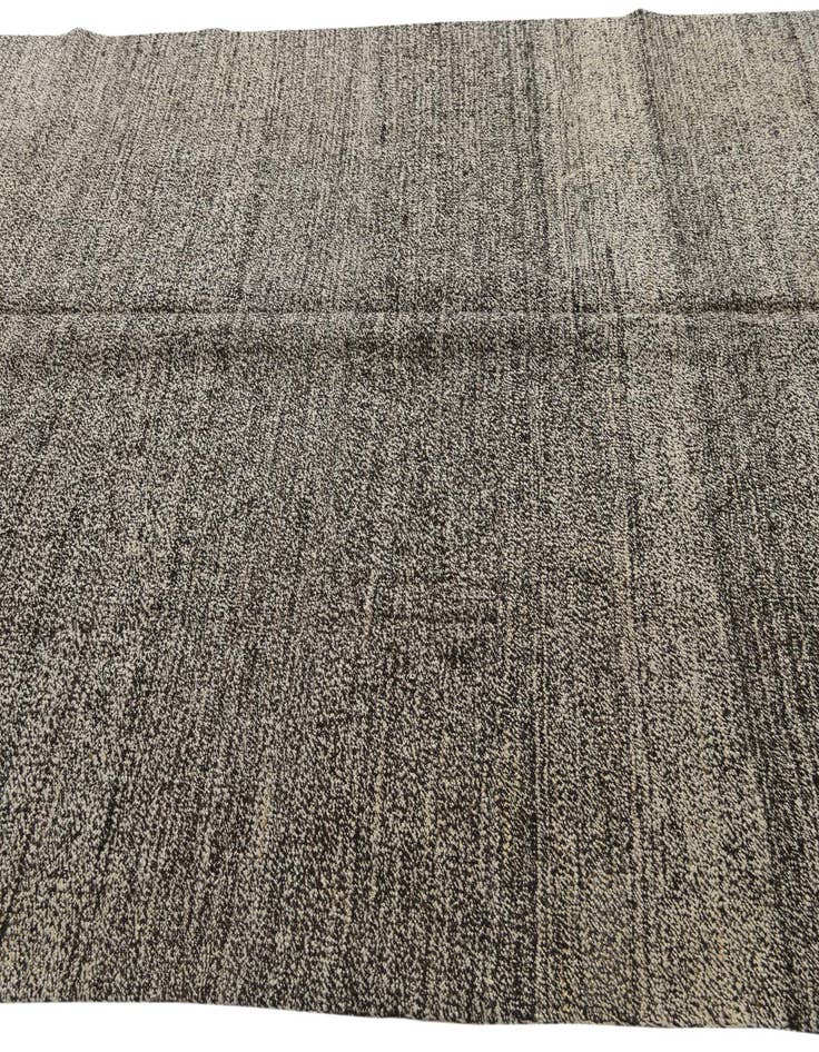 Detail image of  6' 10 x 9' 4  Hand Woven Darya Wool Rug