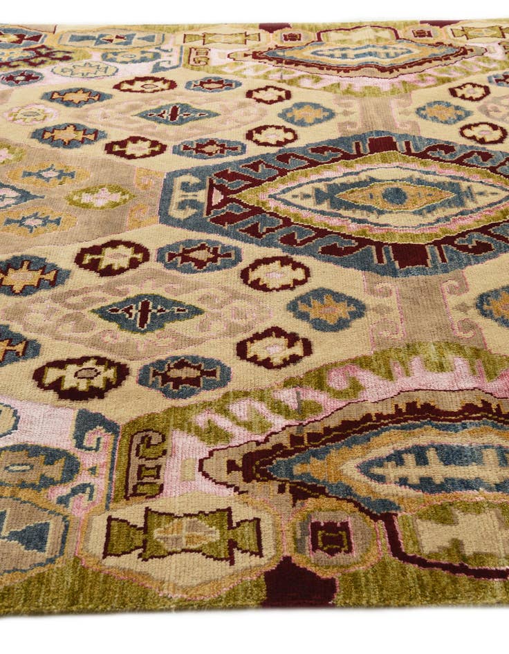 Detail image of  7' 10 x 9' 9  Hand Knotted Darya Rug