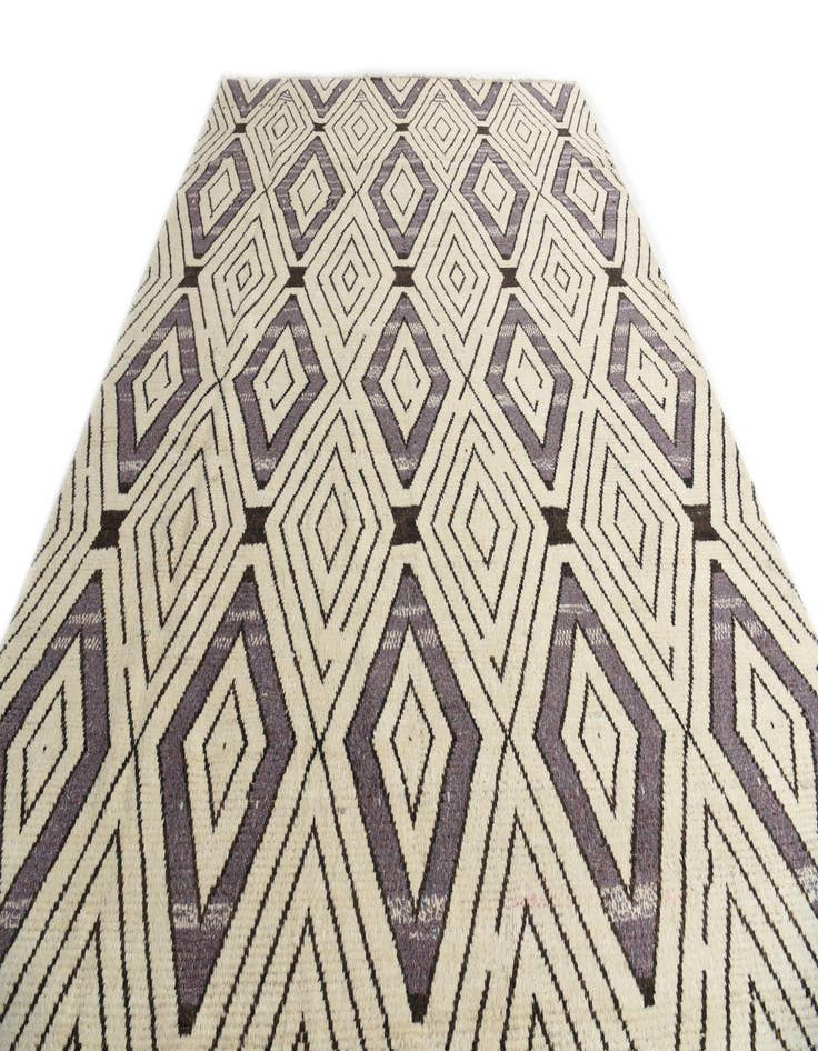 Detail image of  10' 1 x 14' 5  Hand Knotted Darya Wool Rug