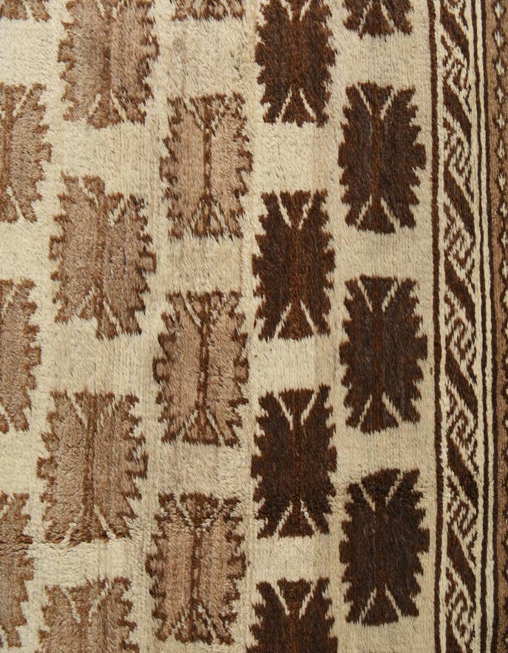 Detail image of  6' 8 x 9'  Hand Knotted Darya Wool Rug