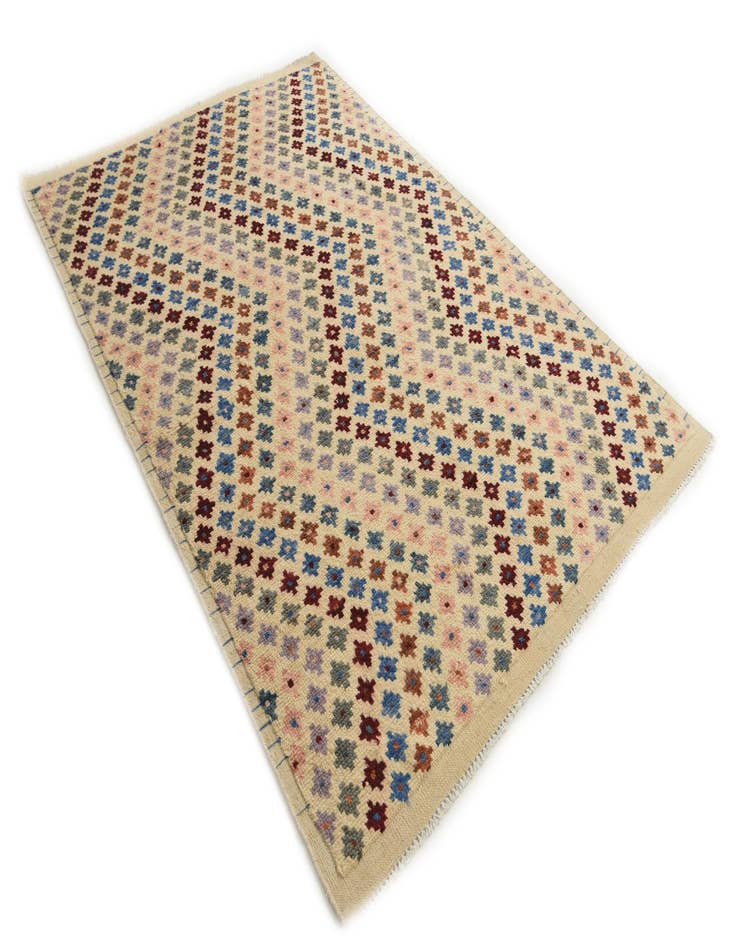 Detail image of  5' 6 x 8' 3  Hand Knotted Darya Wool Rug