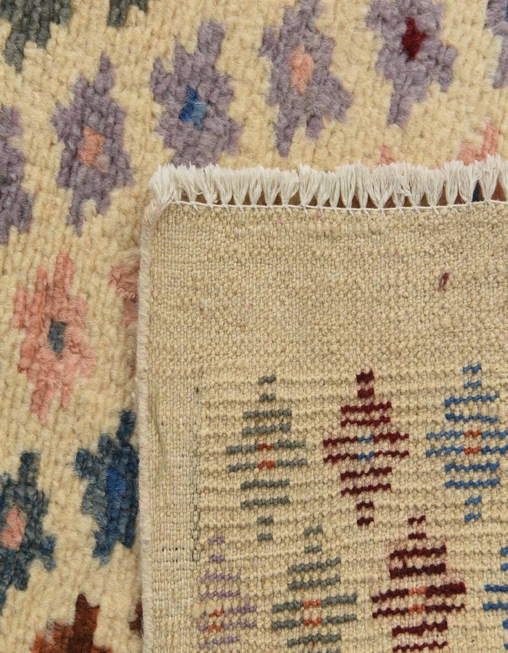Detail image of  5' 6 x 8' 3  Hand Knotted Darya Wool Rug