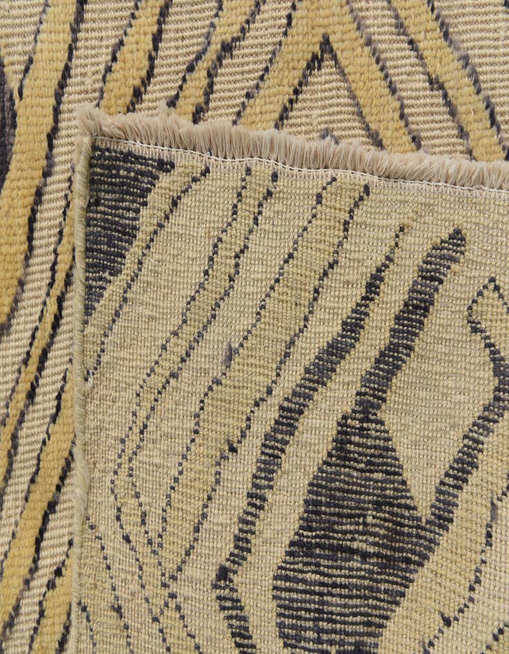 Detail image of  7' 9 x 10' 4  Hand Knotted Darya Wool Rug