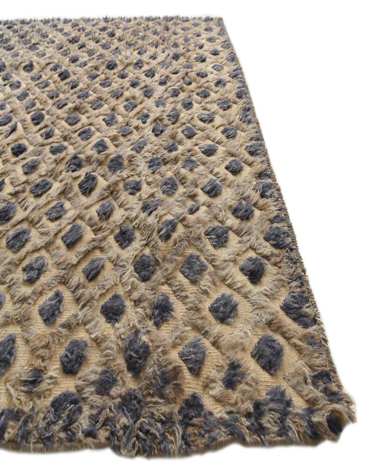 Detail image of  7' 10 x 10'  Hand Knotted Darya Wool Rug