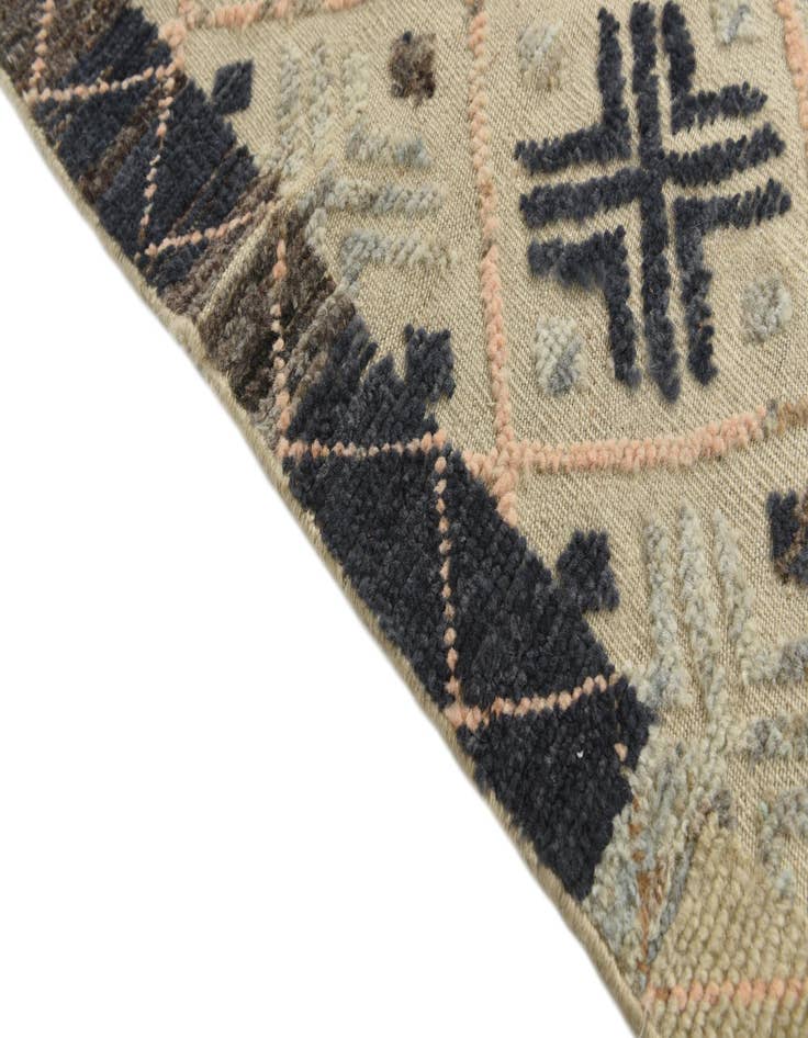 Detail image of  7' 8 x 10' 2  Hand Knotted Darya Wool Rug