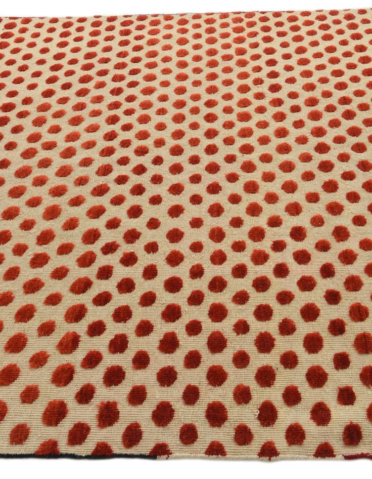 Detail image of  6' 6 x 9' 9  Hand Knotted Darya Wool Rug