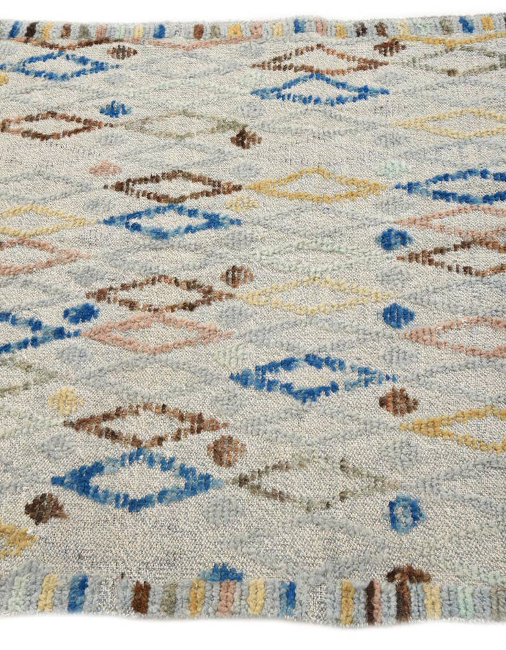 Detail image of  4' 10 x 6' 3  Hand Knotted Darya Wool Rug