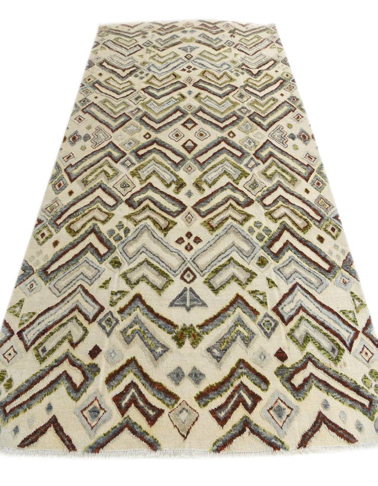 Detail image of  8' 3 x 10' 4  Hand Knotted Darya Wool Rug