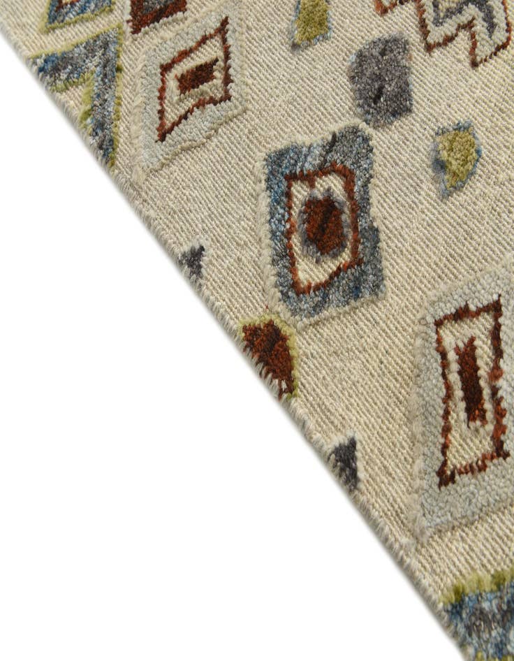 Detail image of  8' 3 x 10' 4  Hand Knotted Darya Wool Rug