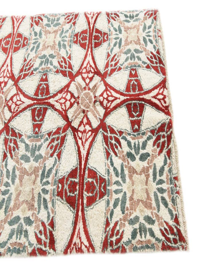 Detail image of  4' 1 x 6'  Hand Knotted Darya Wool Rug