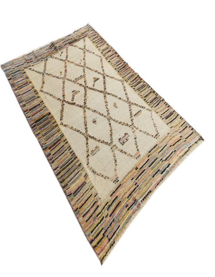 Detail image of  5' 3 x 7' 7  Hand Knotted Darya Wool Rug