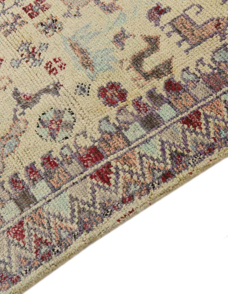 Detail image of  5' 6 x 7' 8  Hand Knotted Darya Wool Rug