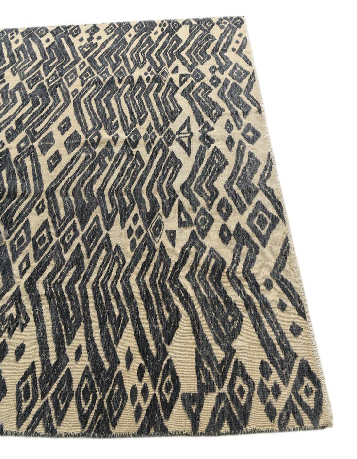 Detail image of  8' x 10' 4  Hand Knotted Darya Wool Rug