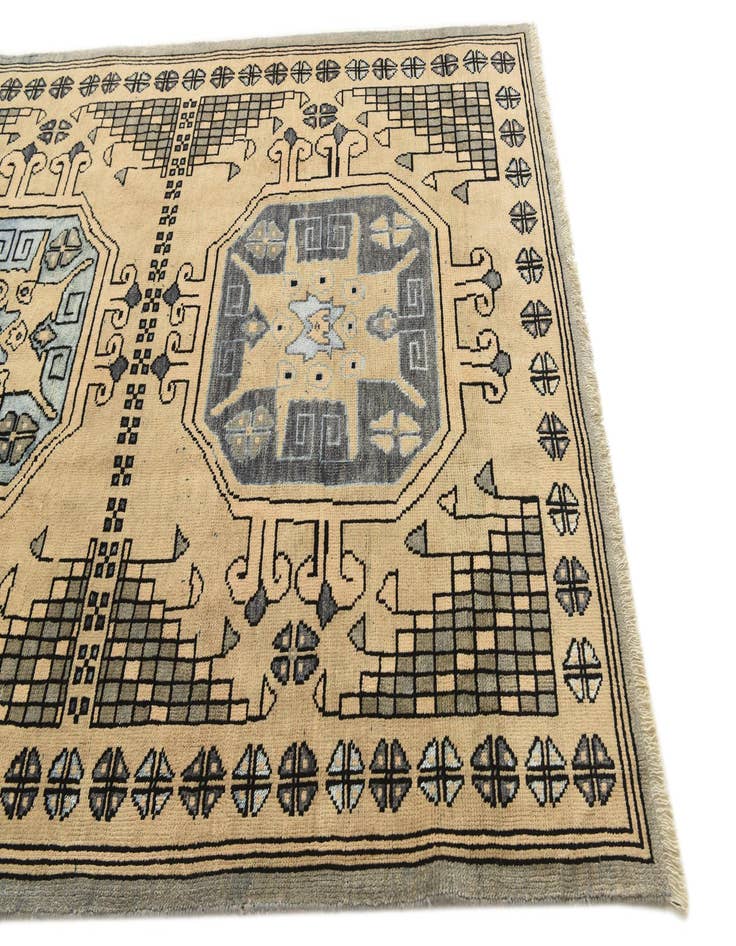 Detail image of  5' 7 x 8' 2  Hand Knotted Darya Rug