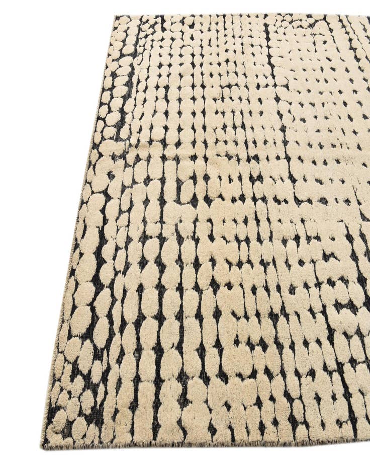Detail image of  6' 7 x 9' 10  Hand Knotted Darya Wool Rug