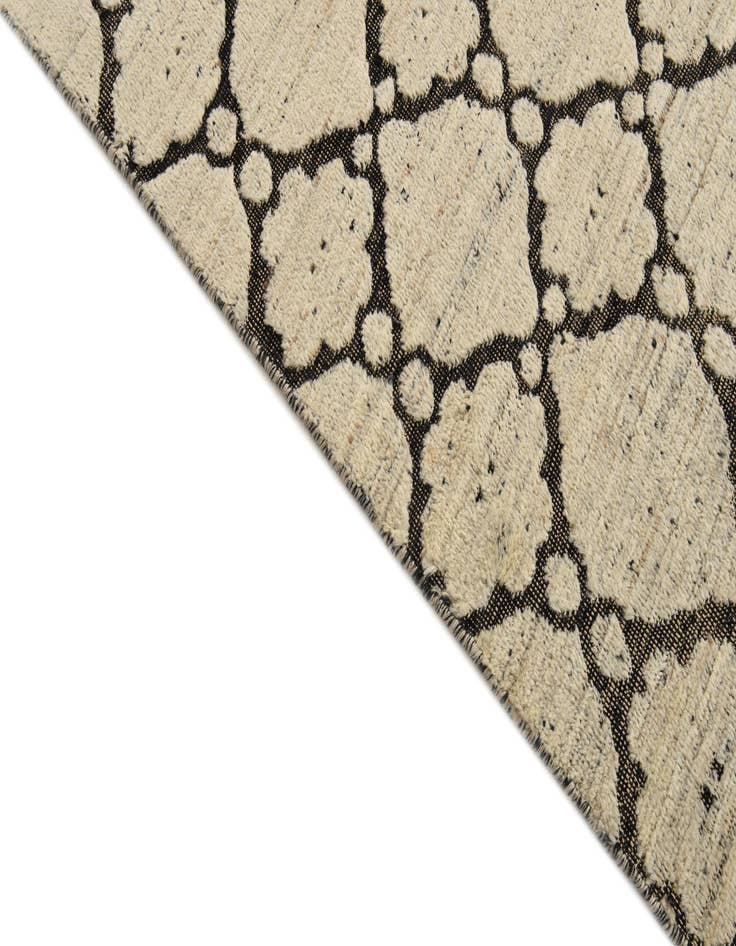 Detail image of  6' 7 x 9' 9  Hand Knotted Darya Wool Rug