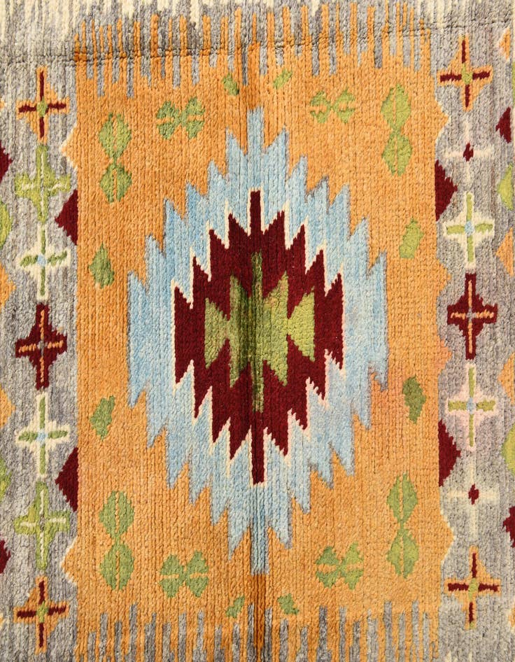 Detail image of  5' 6 x 7' 10  Hand Knotted Darya Rug