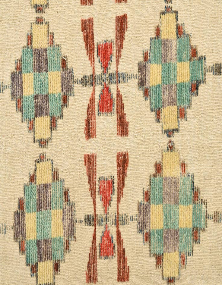 Detail image of  5' 7 x 8' 5  Hand Knotted Darya Wool Rug