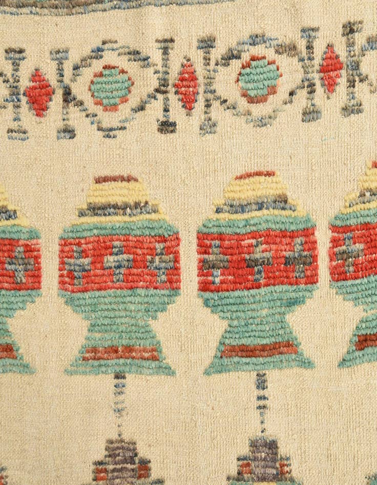 Detail image of  5' 7 x 8' 5  Hand Knotted Darya Wool Rug