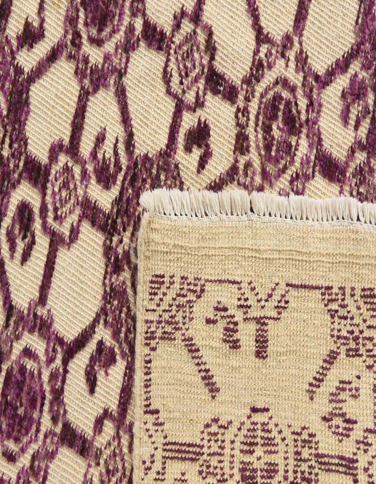 Detail image of  8' x 9' 8  Hand Knotted Darya Wool Rug