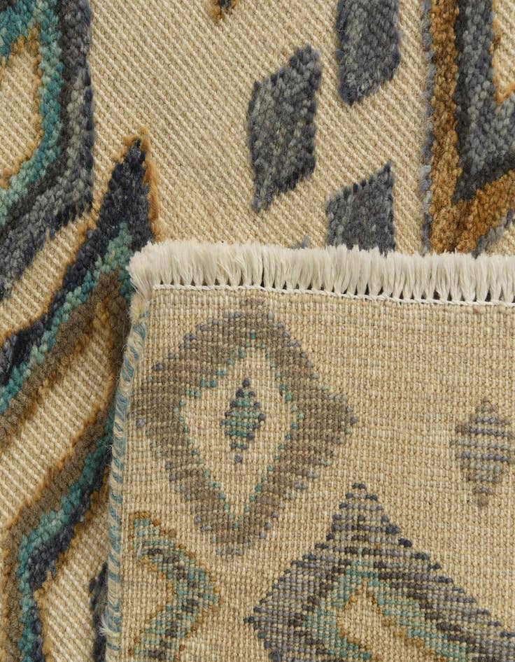 Detail image of  8' x 10' 7  Hand Knotted Darya Wool Rug