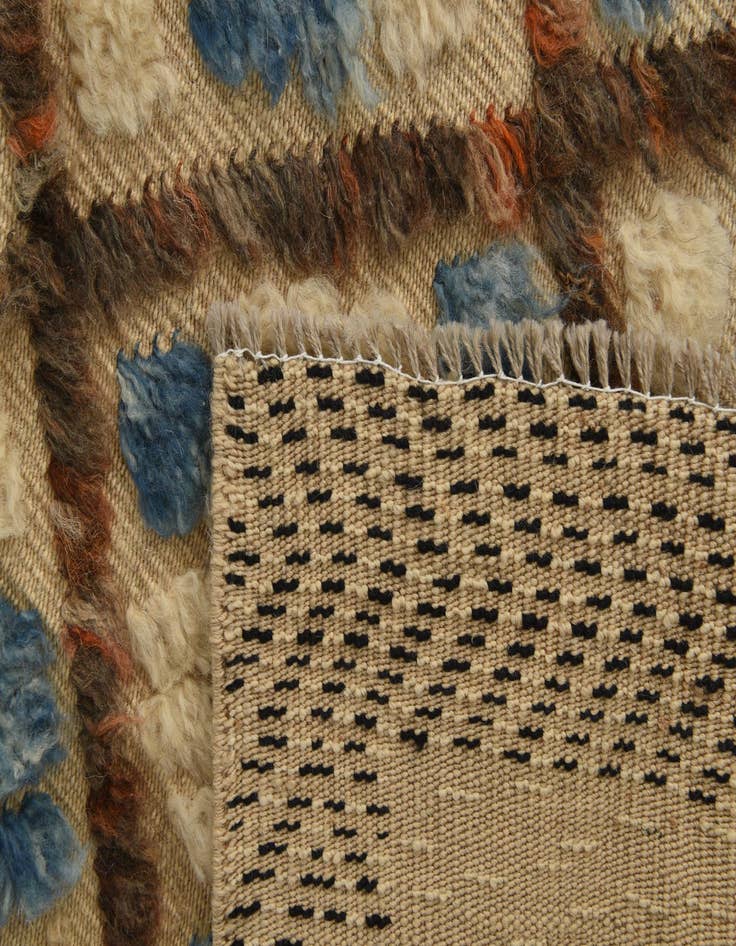 Detail image of  8' 7 x 12' 5  Hand Knotted Darya Wool Rug