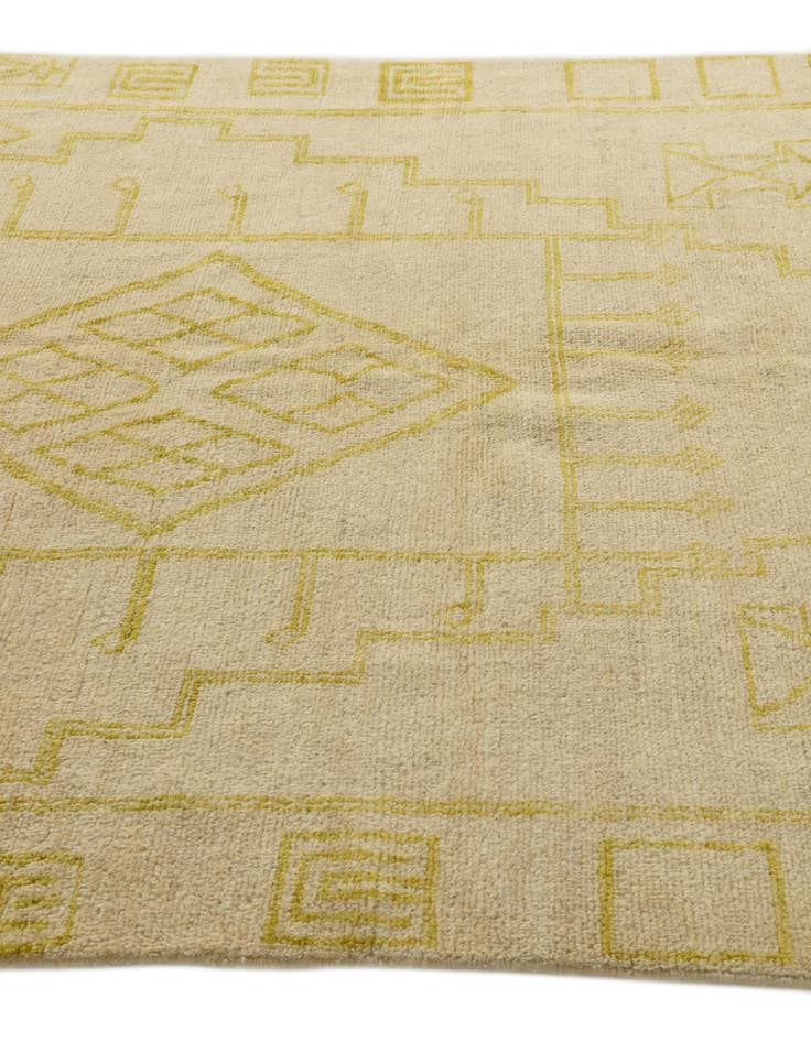 Detail image of  6' 3 x 10' 3  Hand Knotted Darya Wool Rug