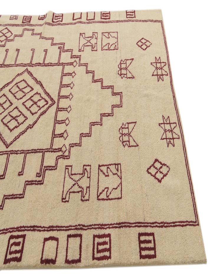 Detail image of  5' 5 x 8'  Hand Knotted Darya Wool Rug