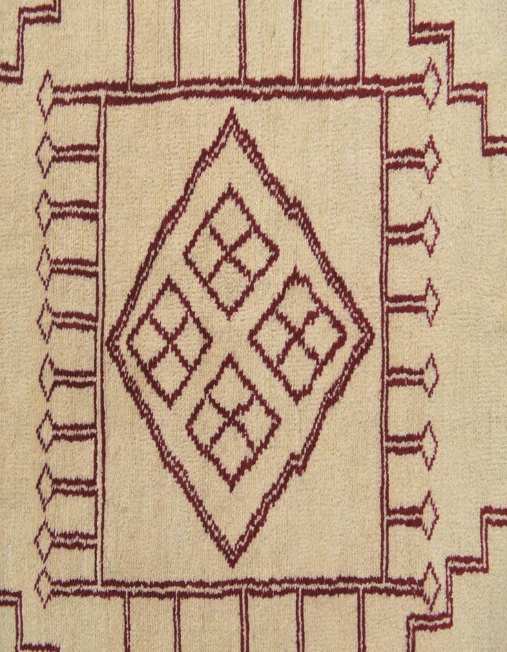 Detail image of  5' 5 x 8'  Hand Knotted Darya Wool Rug