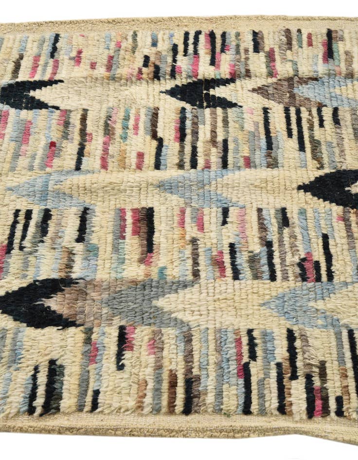 Detail image of  3' 7 x 6' 2  Hand Knotted Darya Wool Rug