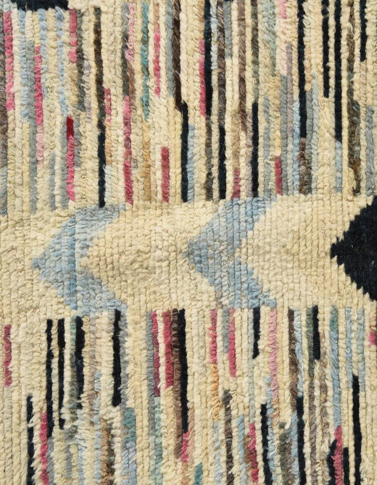 Detail image of  3' 7 x 6' 2  Hand Knotted Darya Wool Rug