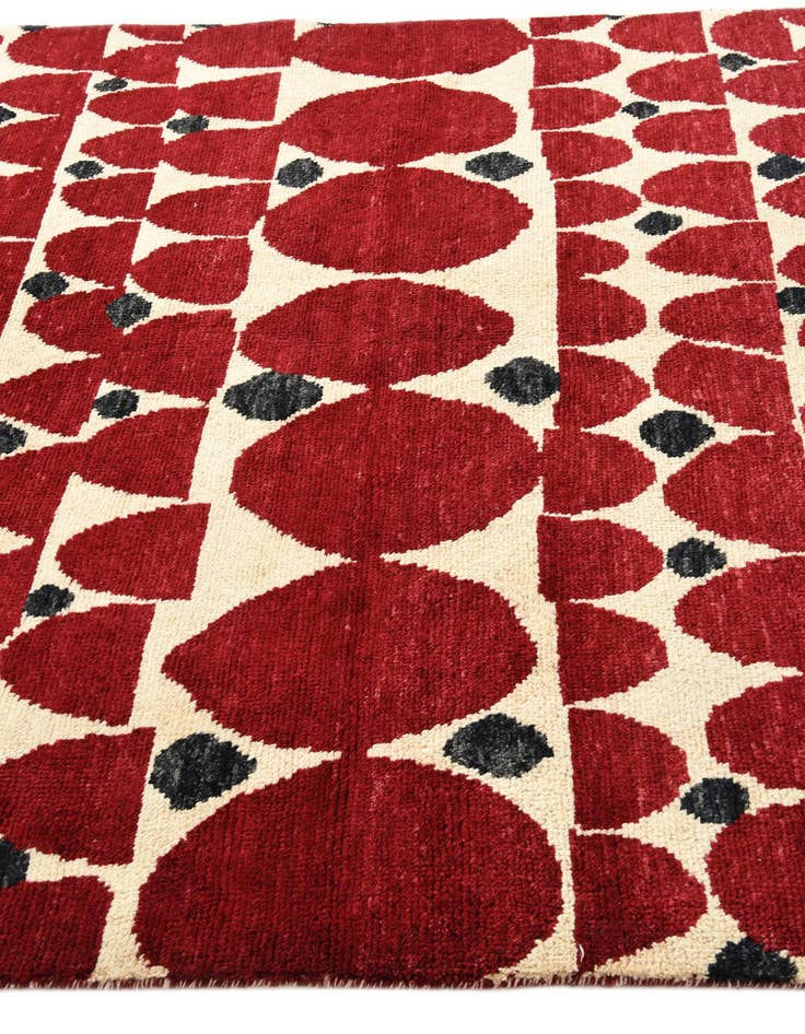 Detail image of  5' 9 x 8' 3  Hand Knotted Darya Wool Rug