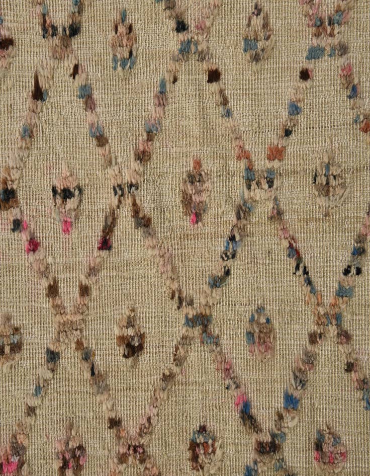 Detail image of  6' 6 x 9' 3  Hand Knotted Darya Wool Rug