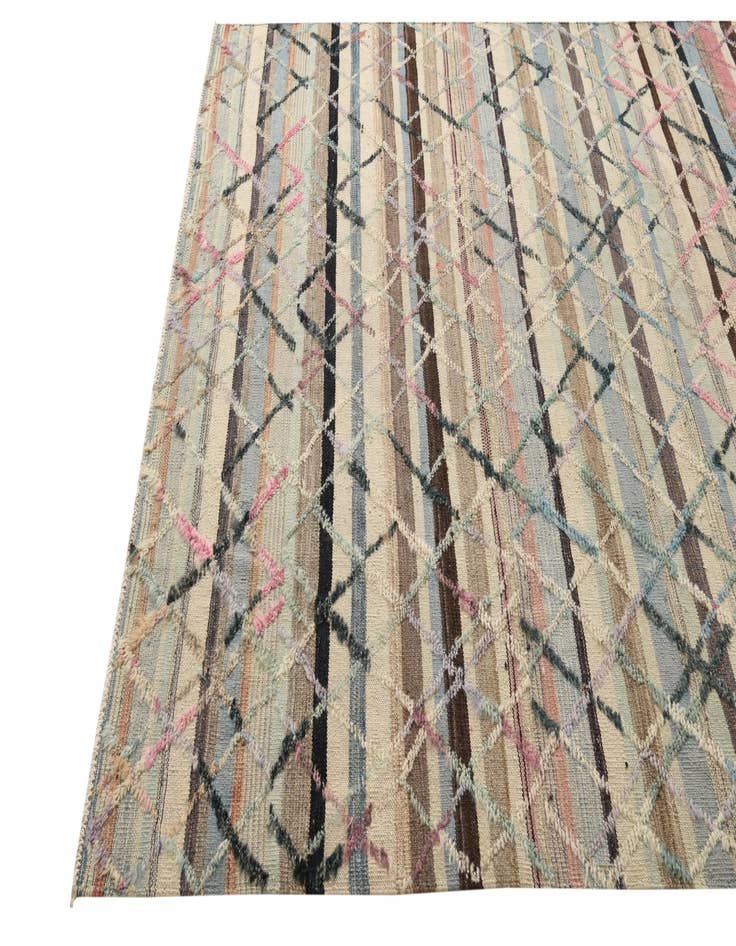 Detail image of  6' 3 x 10'  Hand Knotted Darya Wool Rug