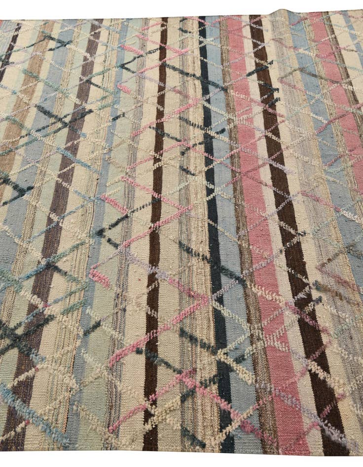 Detail image of  6' 3 x 10'  Hand Knotted Darya Wool Rug