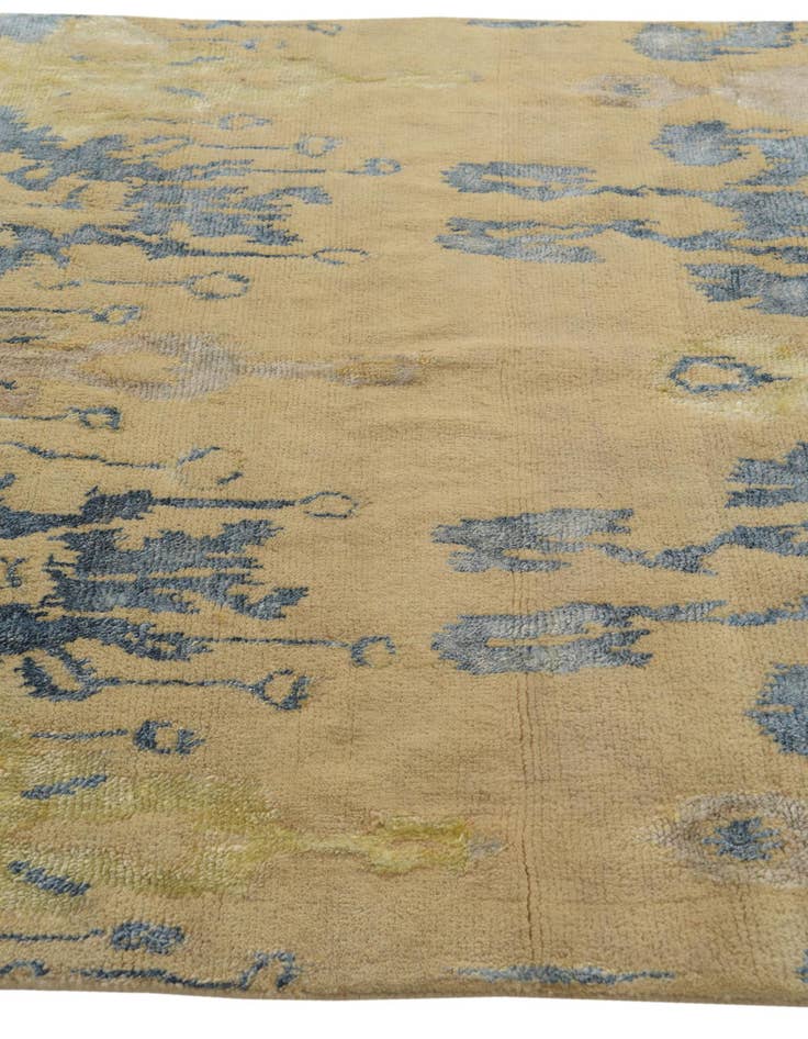 Detail image of  4' 10 x 7' 8  Hand Knotted Darya Rug