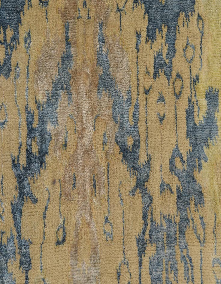 Detail image of  4' 10 x 7' 8  Hand Knotted Darya Rug