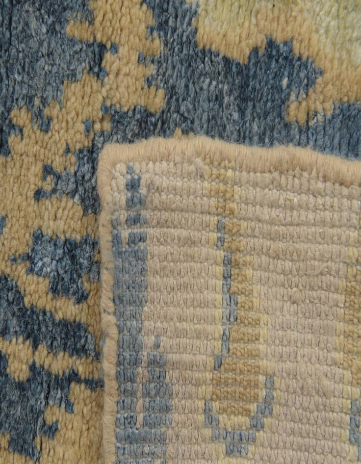 Detail image of  4' 10 x 7' 8  Hand Knotted Darya Rug