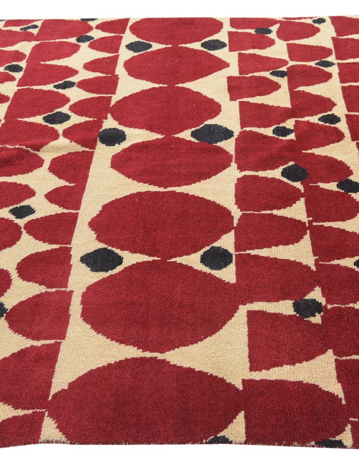 Detail image of  6' 4 x 10'  Hand Knotted Darya Wool Rug