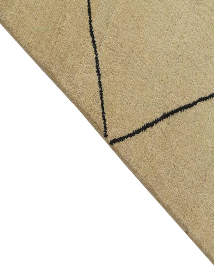 Detail image of  5' 6 x 8'  Hand Knotted Darya Wool Rug