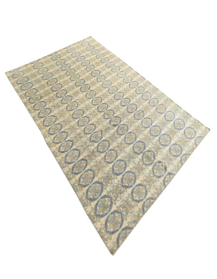 Detail image of  6' 8 x 9' 9  Hand Knotted Darya Wool Rug