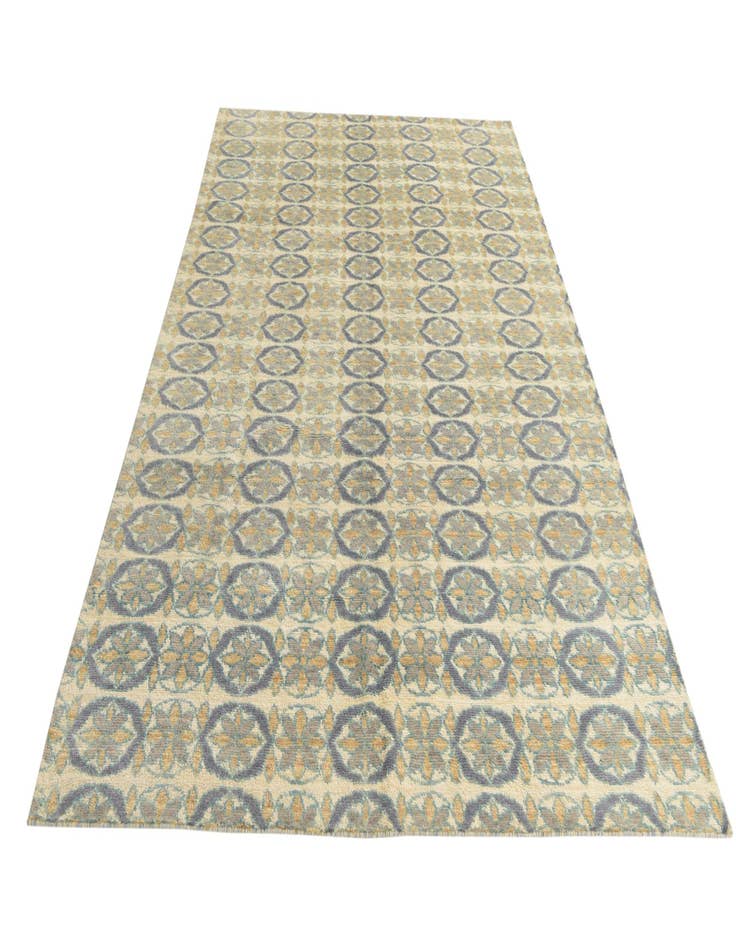 Detail image of  6' 8 x 9' 9  Hand Knotted Darya Wool Rug